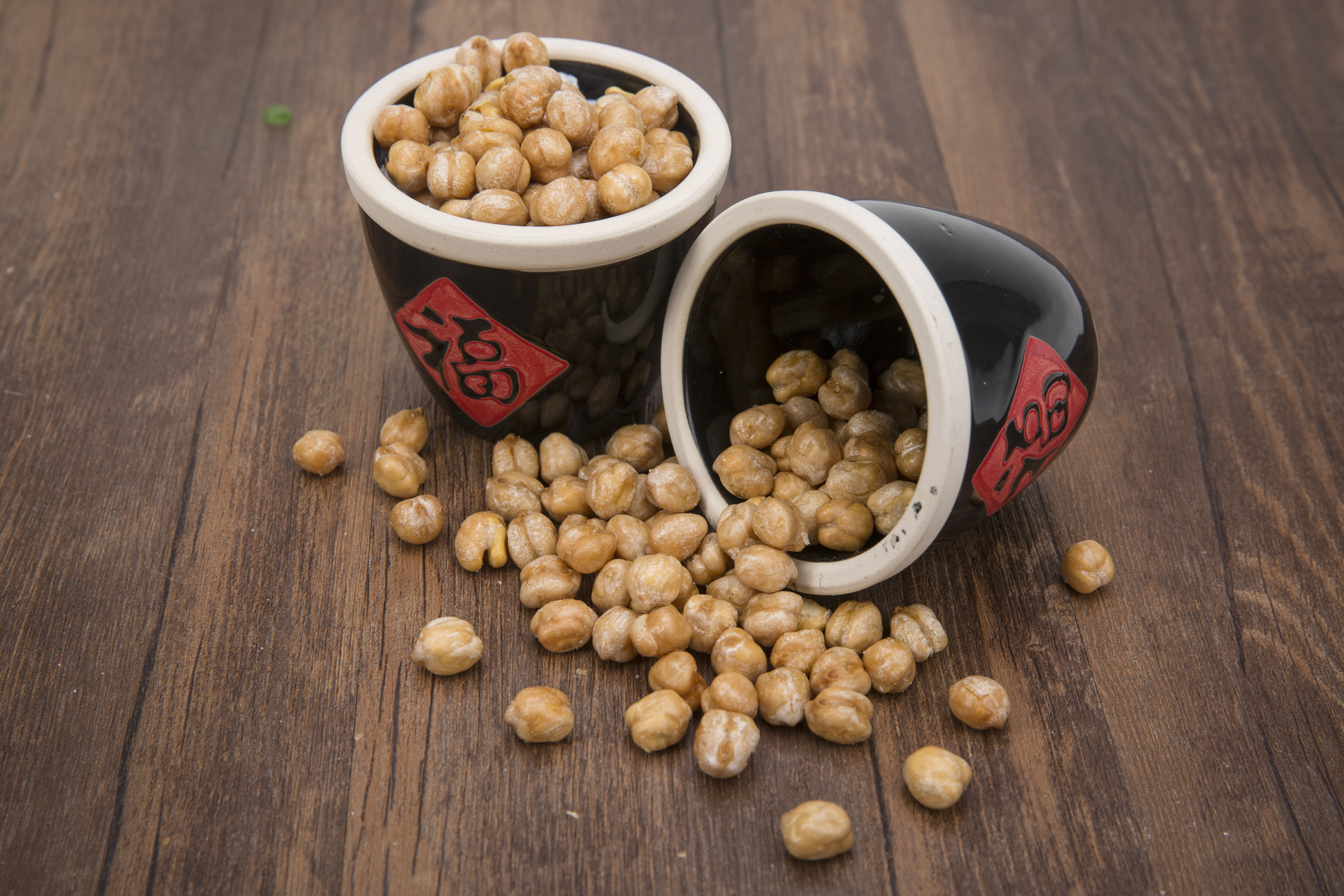 ROASTED SALTED CHICKPEAS