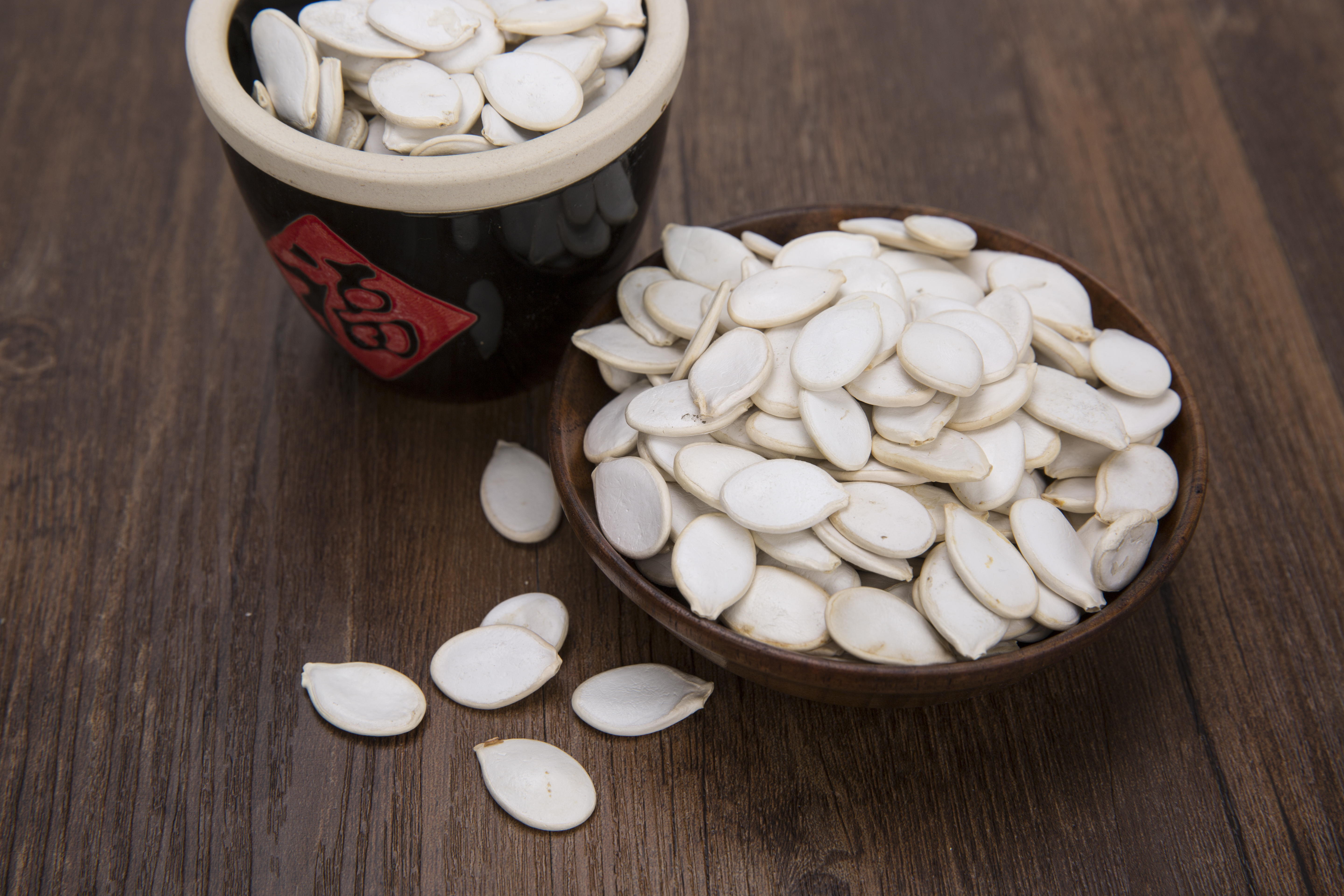 SNOW WHITE PUMPKIN SEEDS(1)