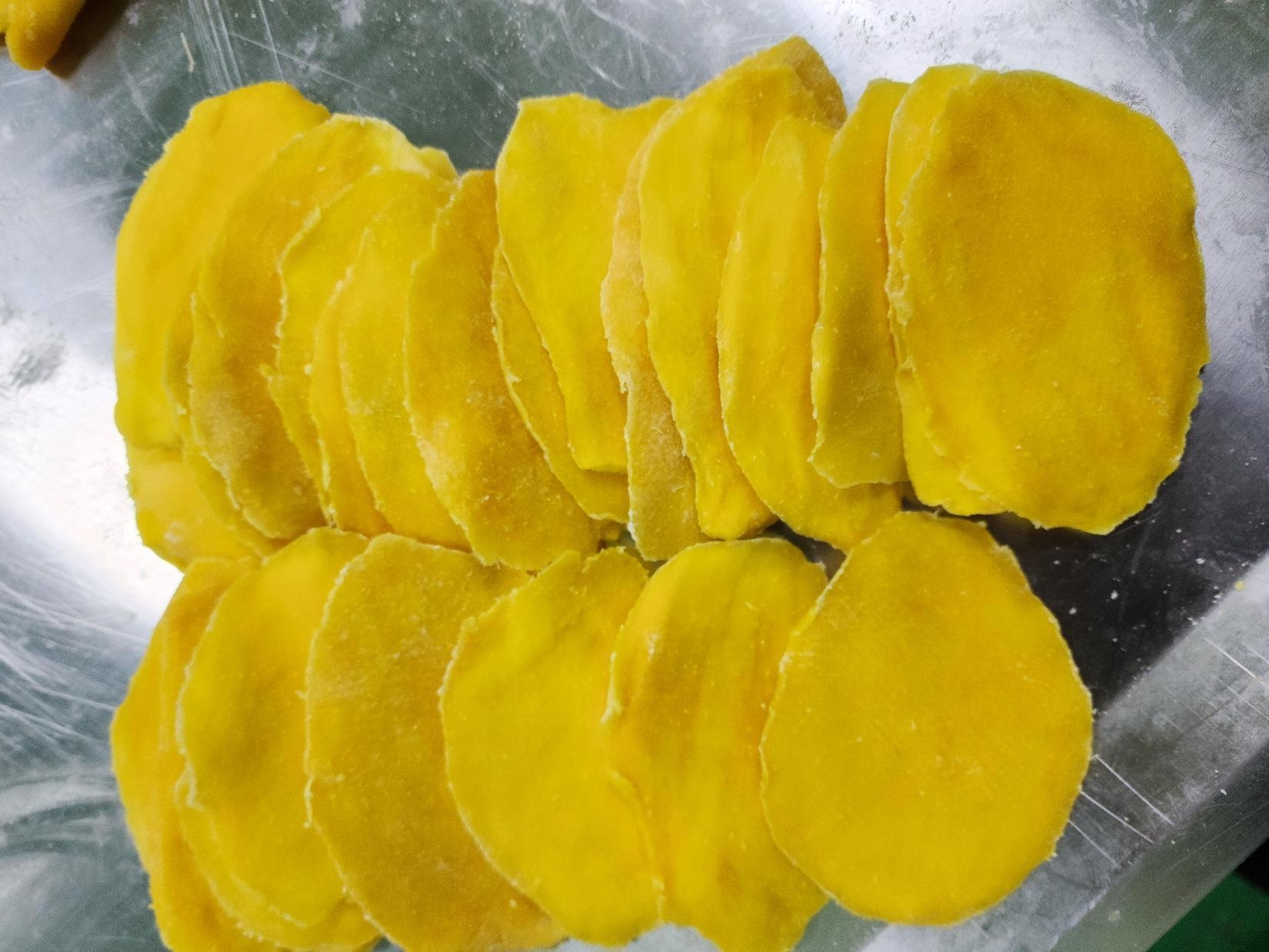 mango slices